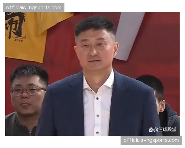 杜锋面临信任危机 三外援轮换失衡致进攻体系紊乱