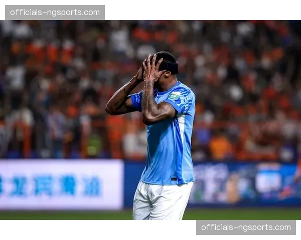 深圳新鹏城客场未能把握机会，戴维森绝杀终结比赛悬念